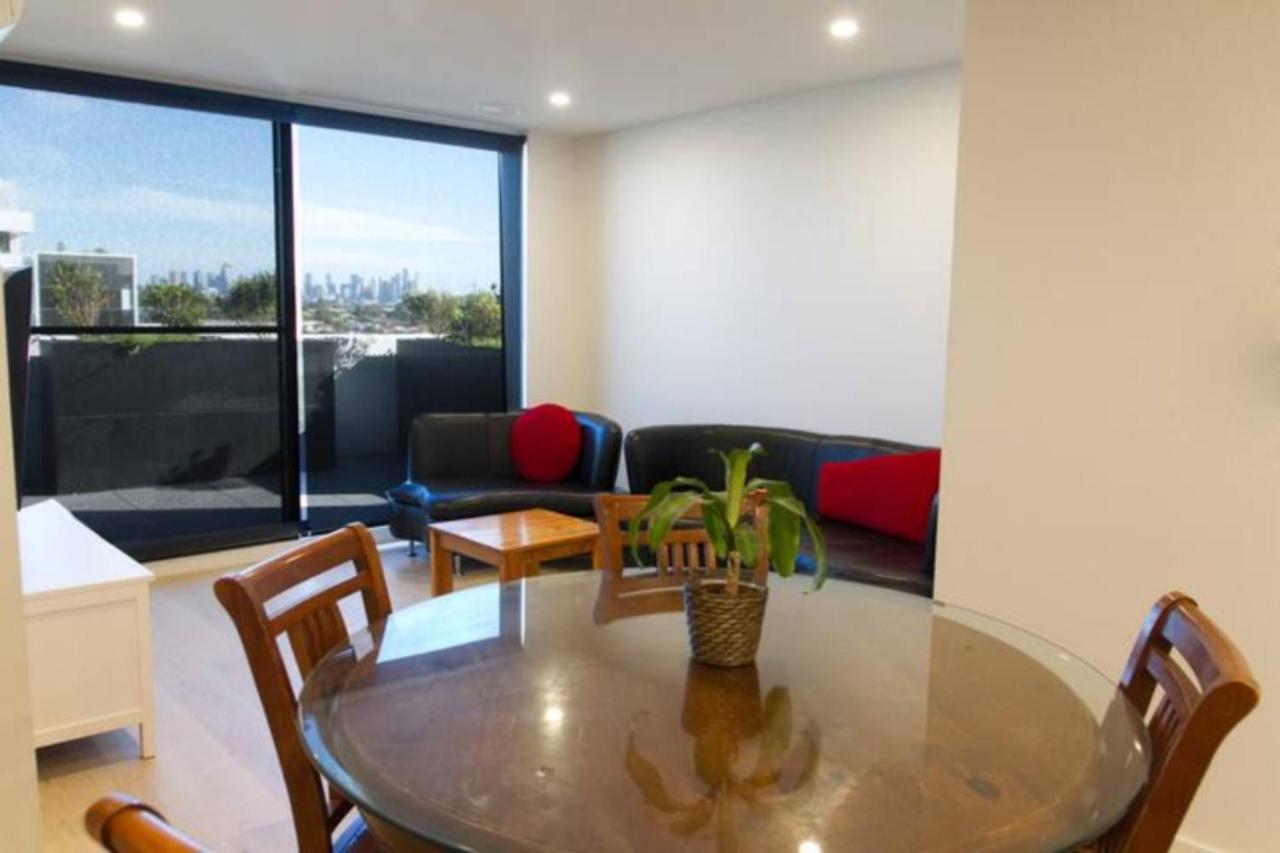 New Spacious 2 Bedroom With Gorgeous City Views Melbourne Esterno foto