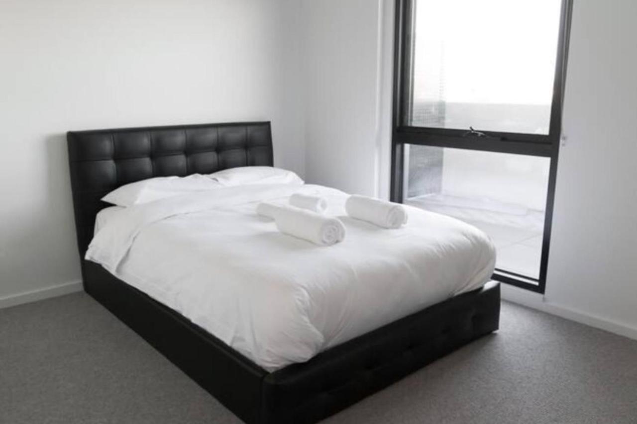 New Spacious 2 Bedroom With Gorgeous City Views Melbourne Esterno foto