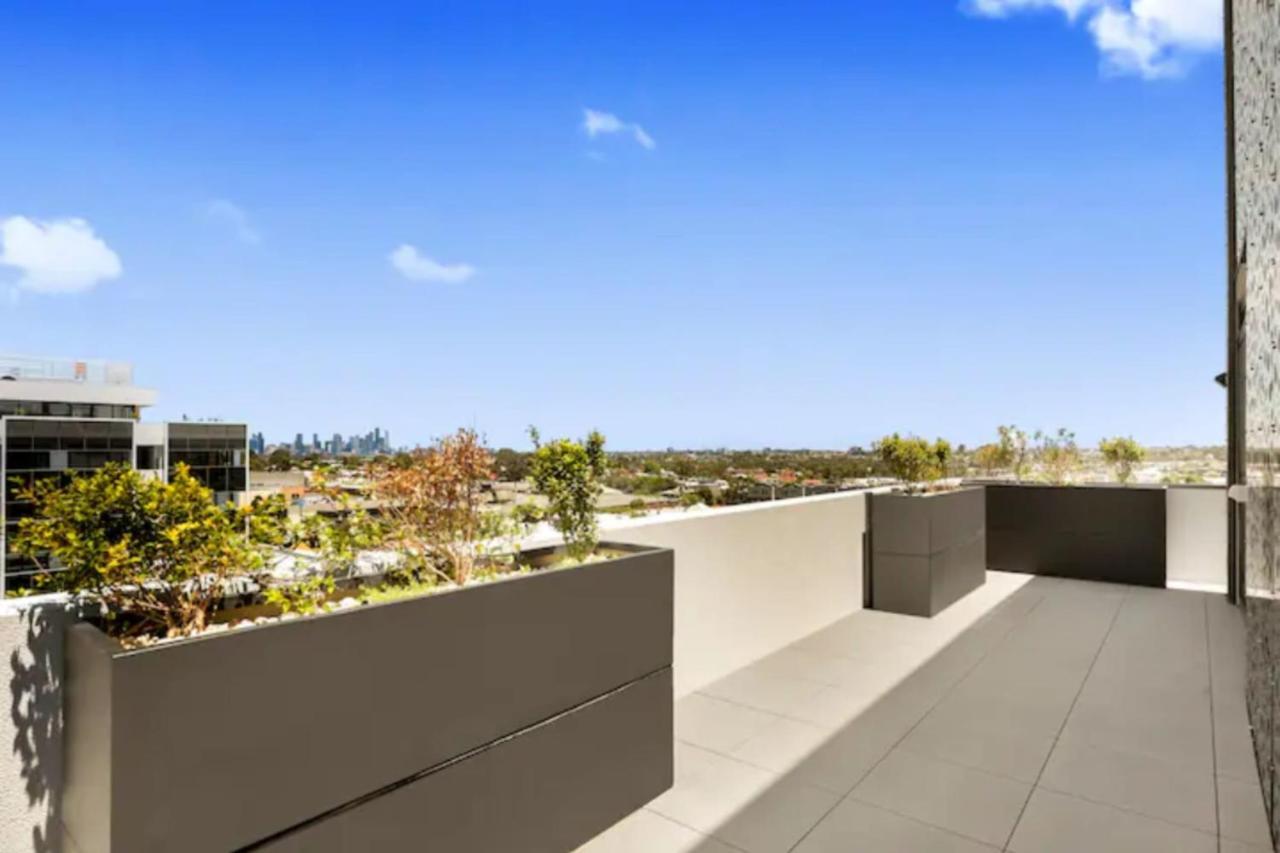 New Spacious 2 Bedroom With Gorgeous City Views Melbourne Esterno foto